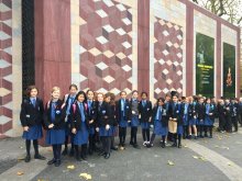 Y5 English trip to the V&A Museum of Childhood Y5 English trip to the V&A Museum of Childhood